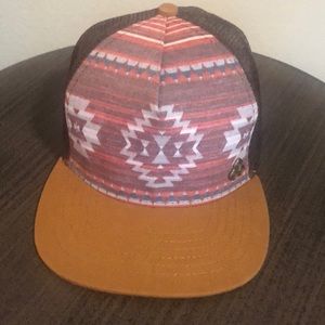 G&L Women’s Flat Bill Trucker Hat